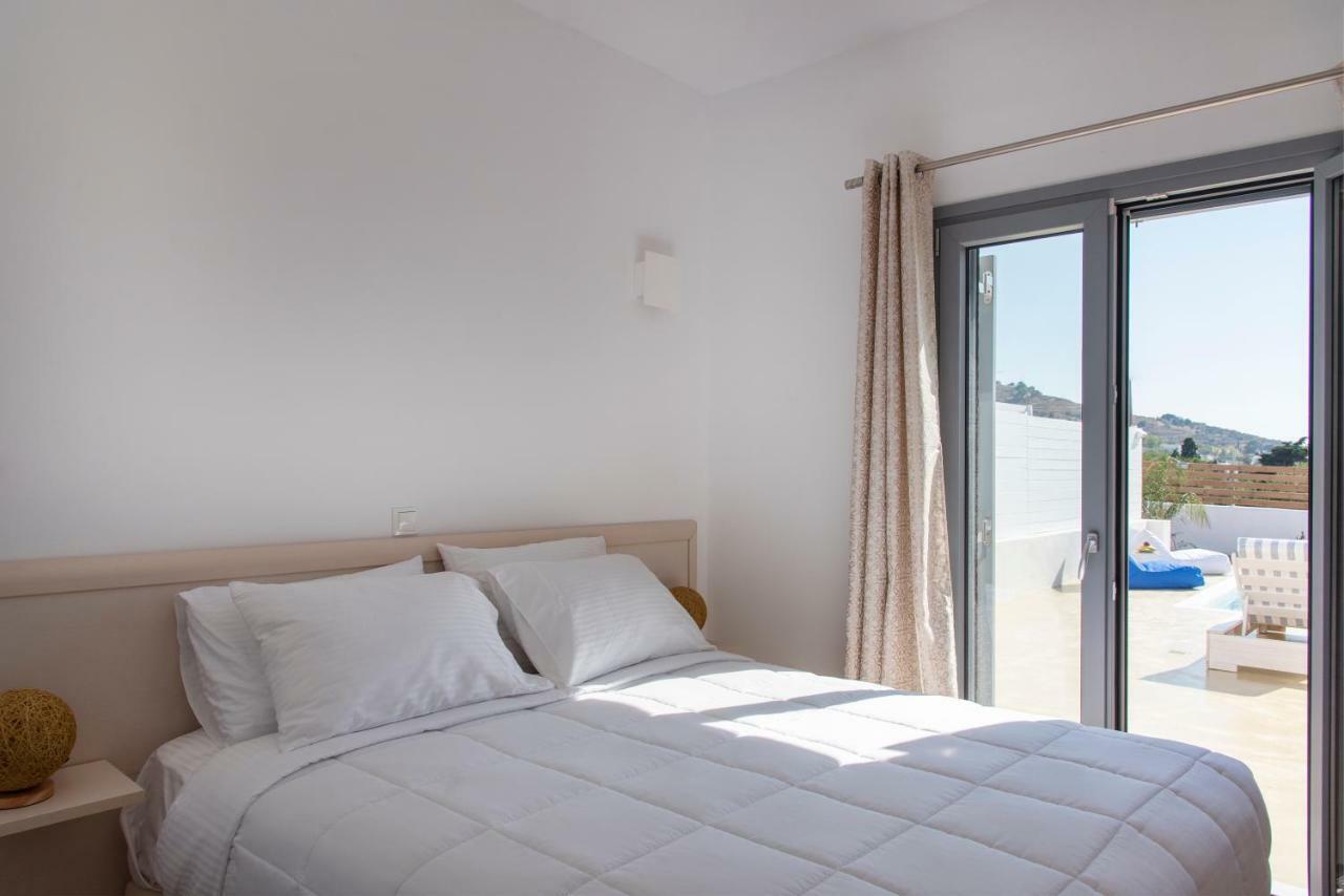Paros Elitas Villas Exterior foto